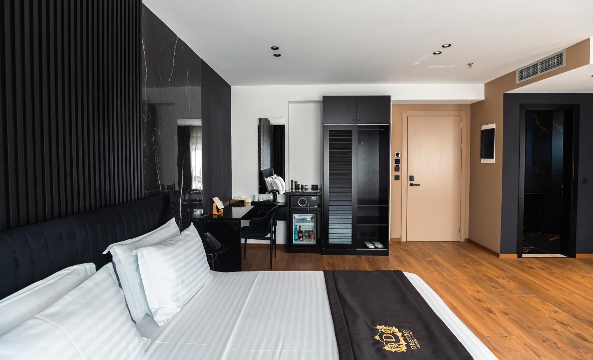 Destiny Hotel & Spa Yzberishti エクステリア 写真