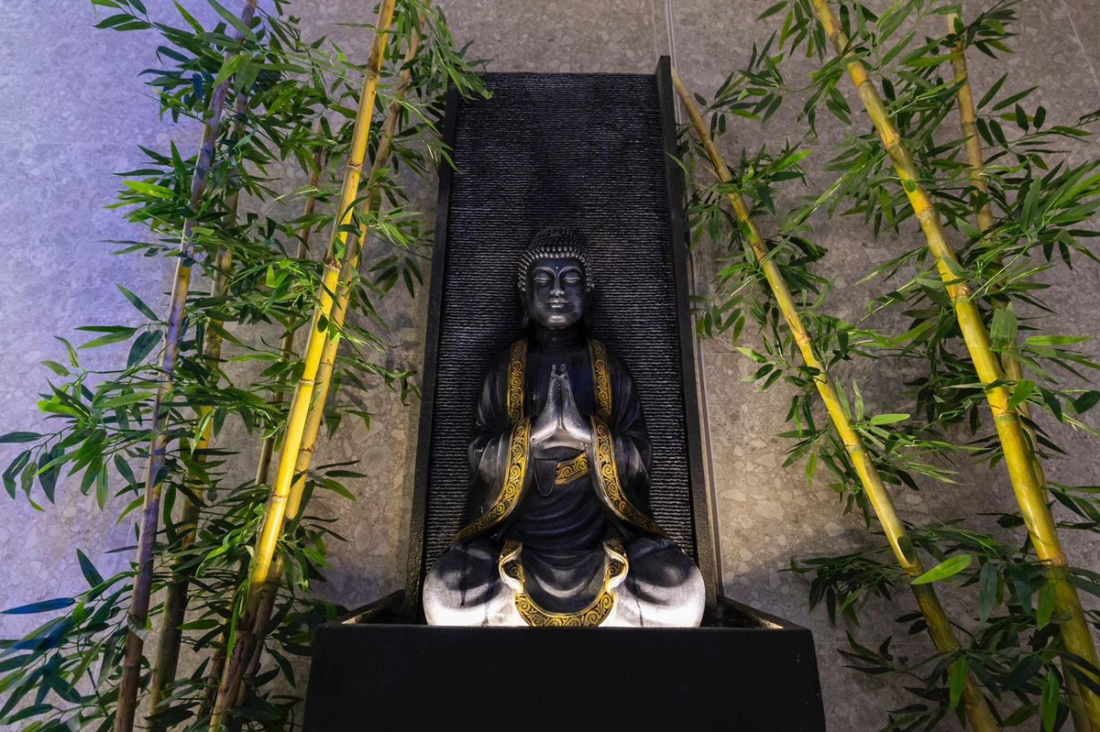 Destiny Hotel & Spa Yzberishti エクステリア 写真