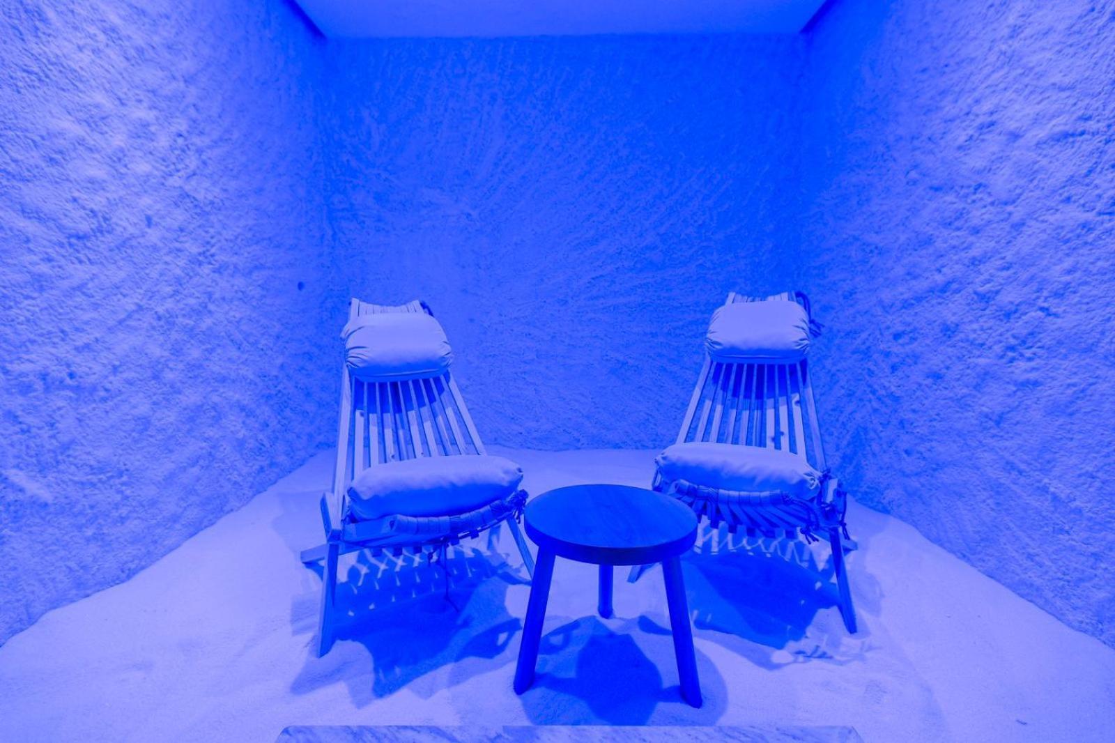 Destiny Hotel & Spa Yzberishti エクステリア 写真