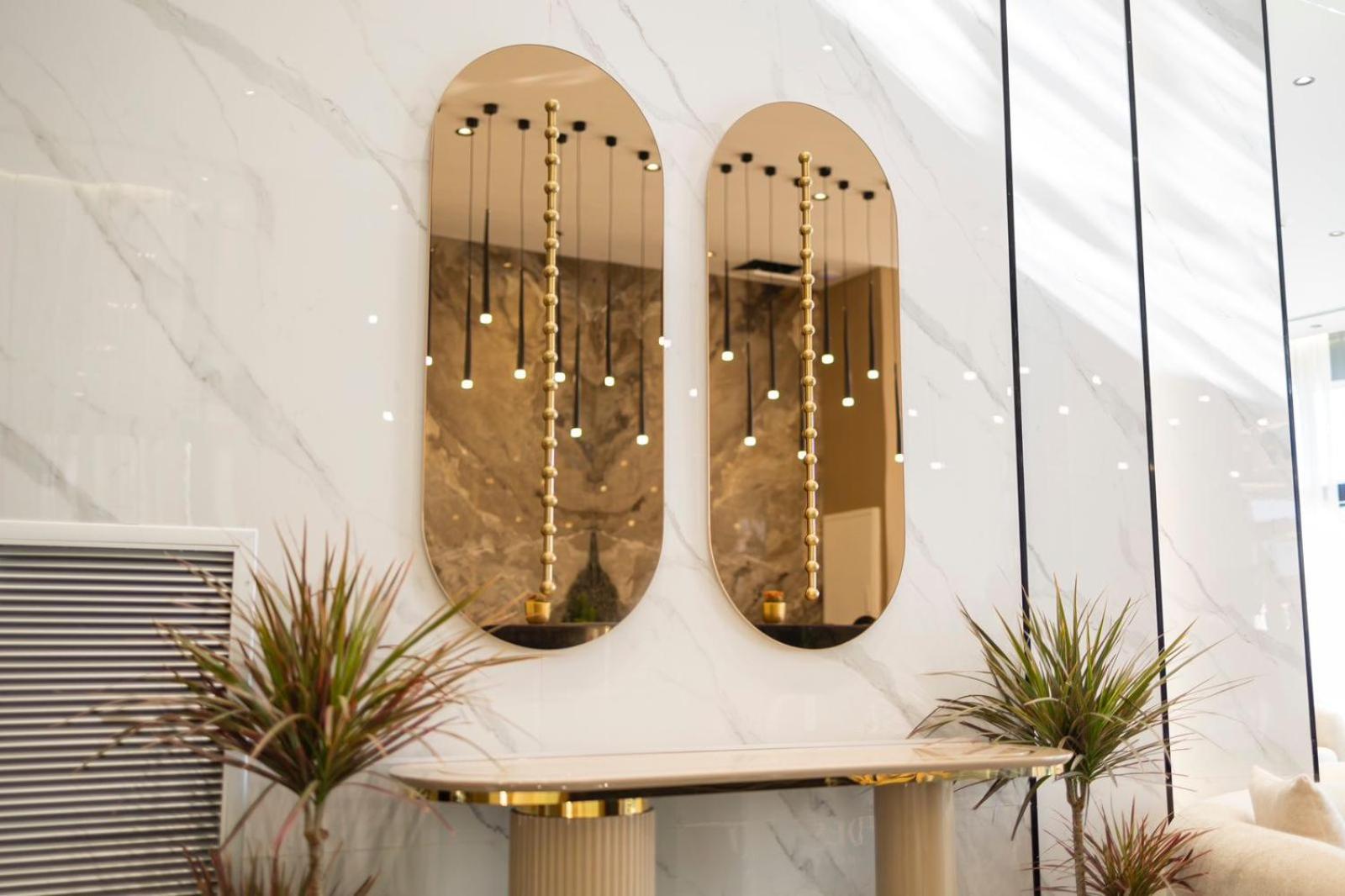 Destiny Hotel & Spa Yzberishti エクステリア 写真